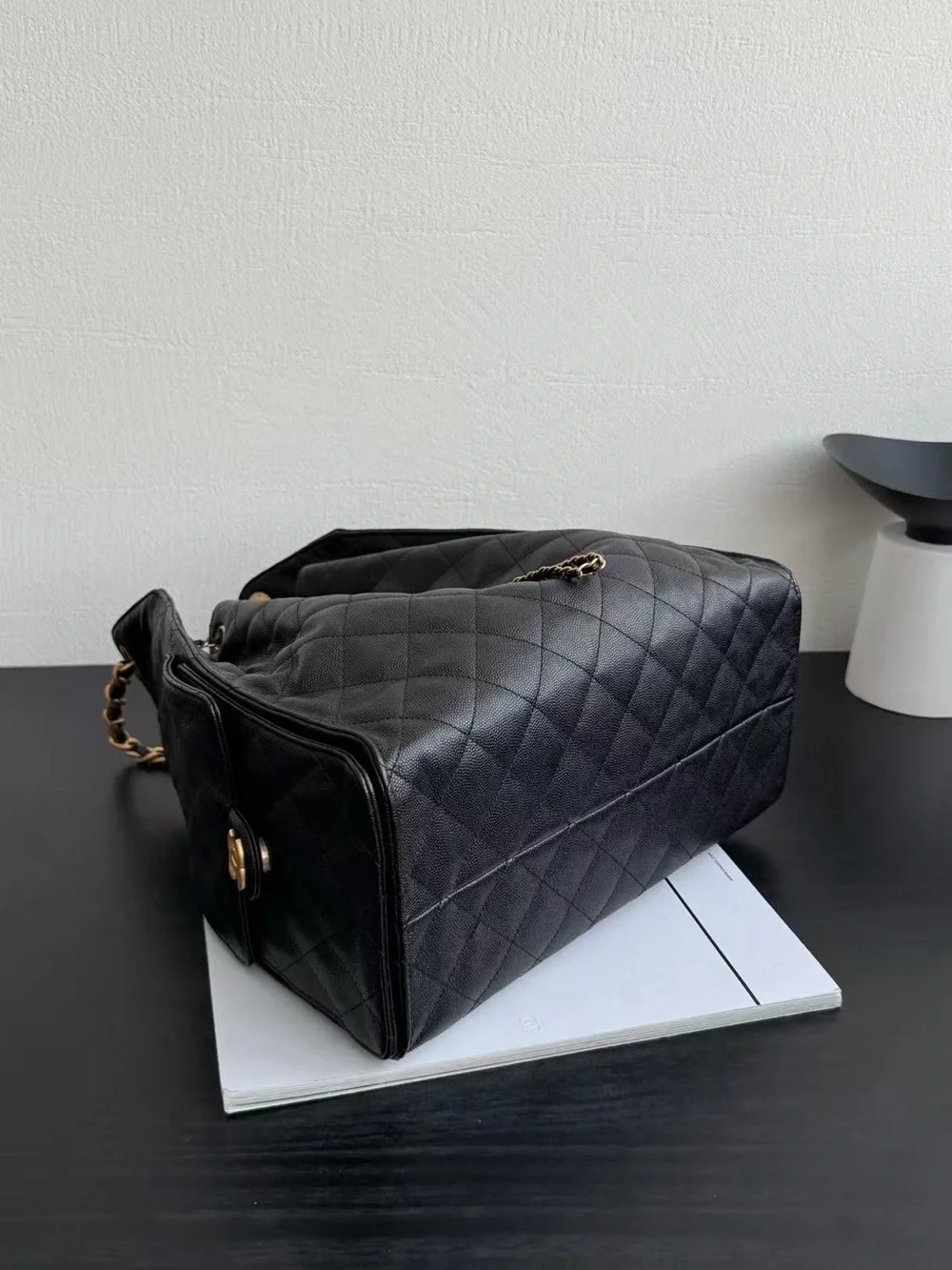 CHANEL classic 25